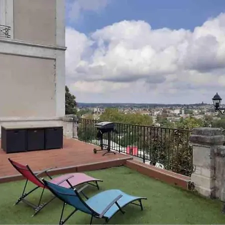 Standing Vue Charente アングレーム